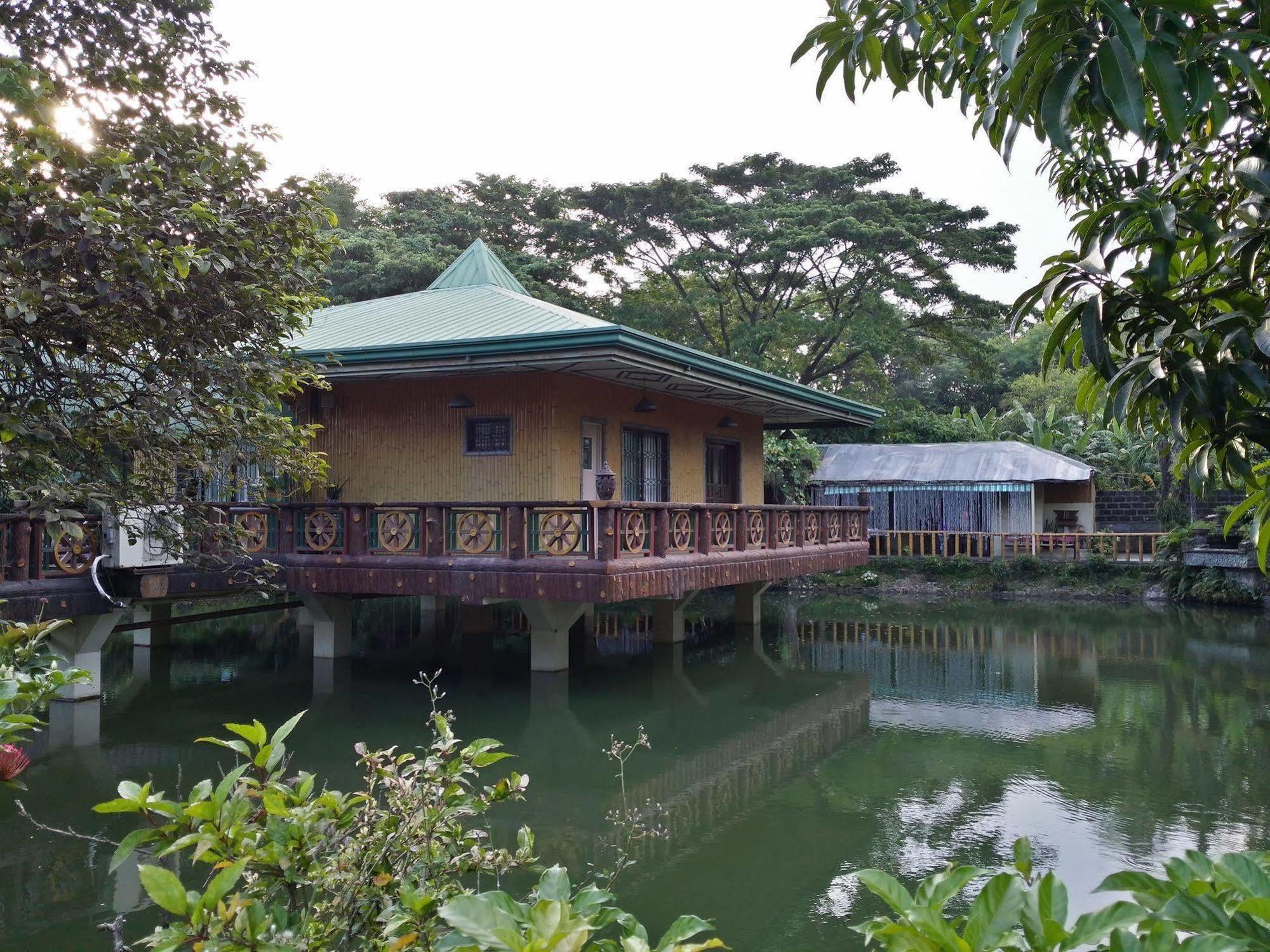 Villa Del Carmen Resort And Restaurant Bulacan エクステリア 写真