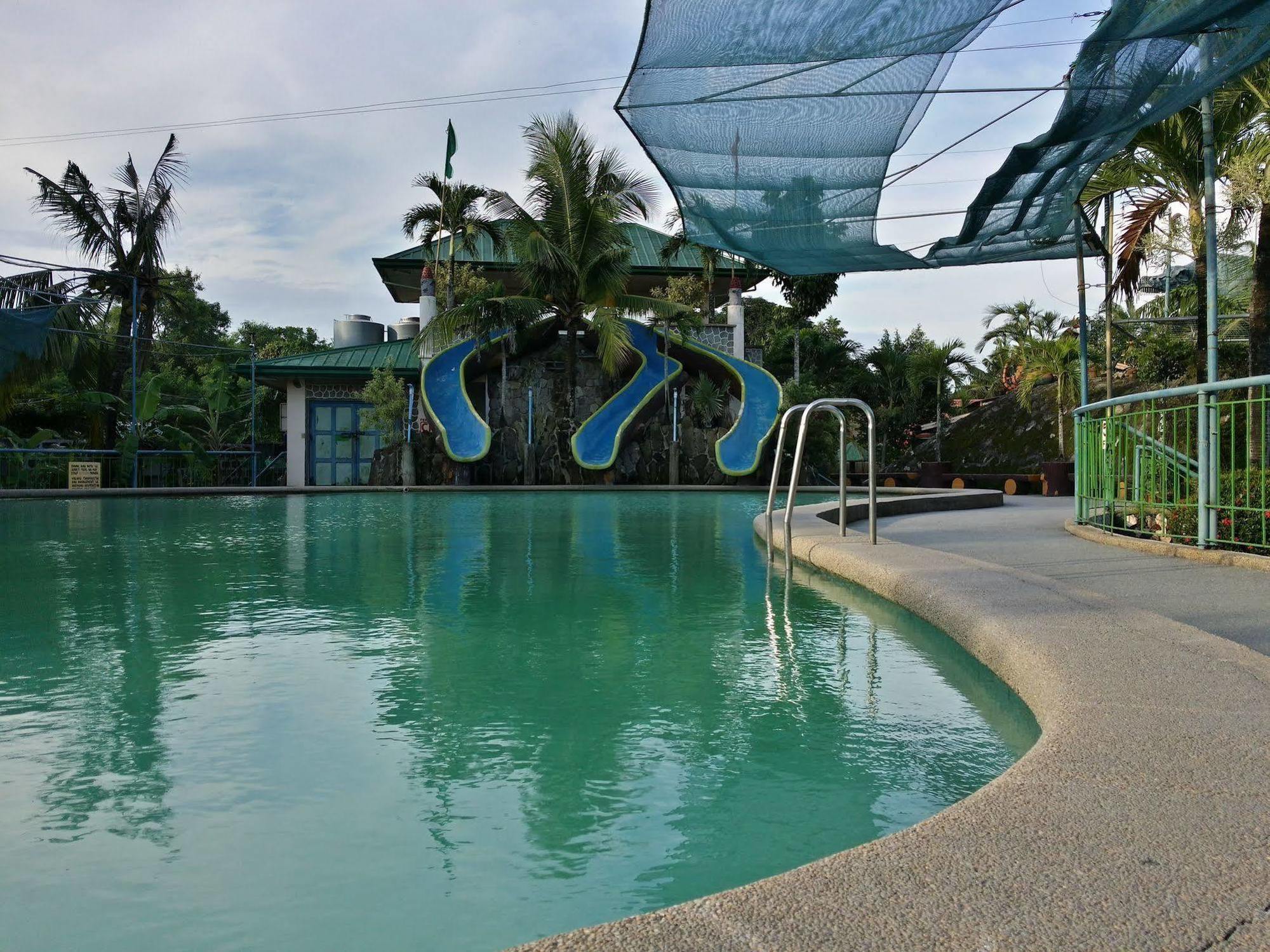 Villa Del Carmen Resort And Restaurant Bulacan エクステリア 写真